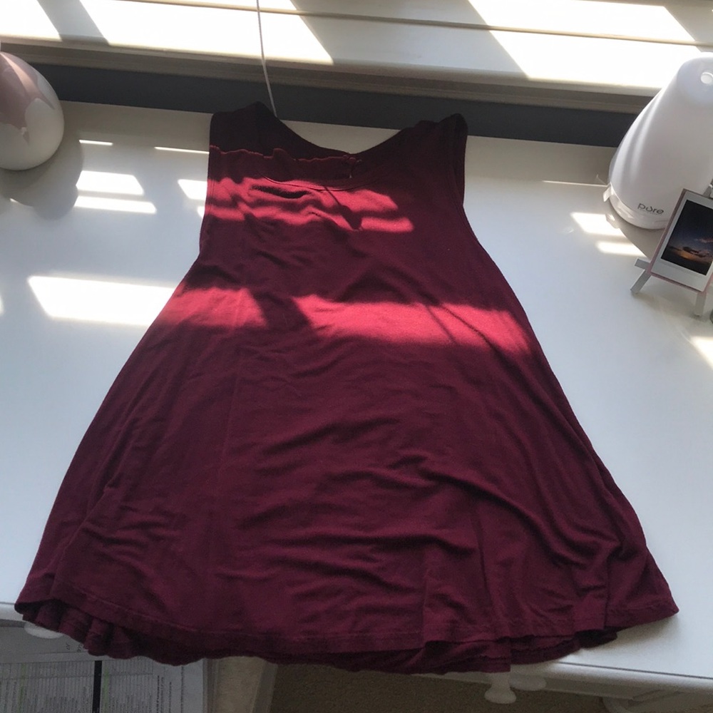 Alya maroon tank top